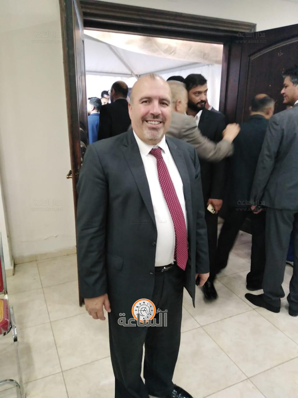 Madar Al-Saa Images 0.8846435116856204