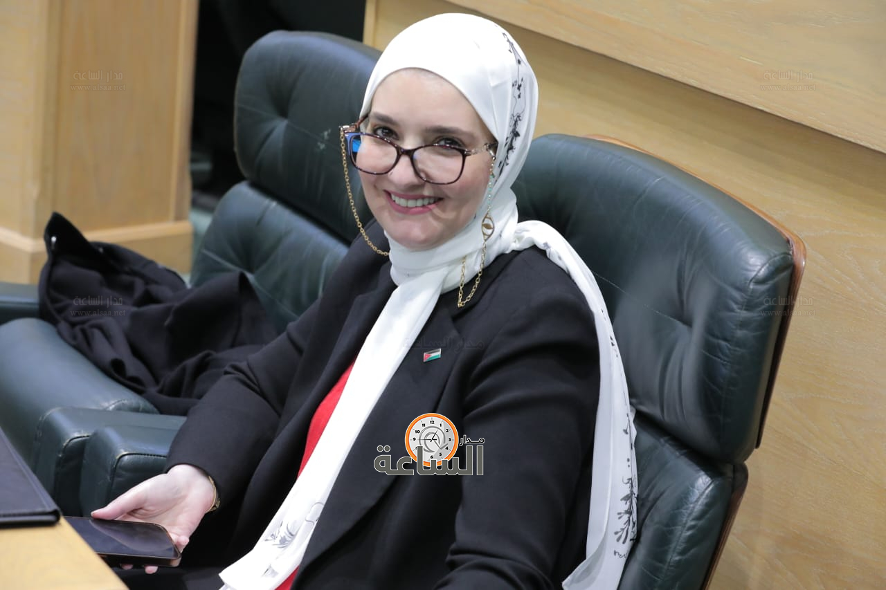 Madar Al-Saa Images 0.7936563389394874