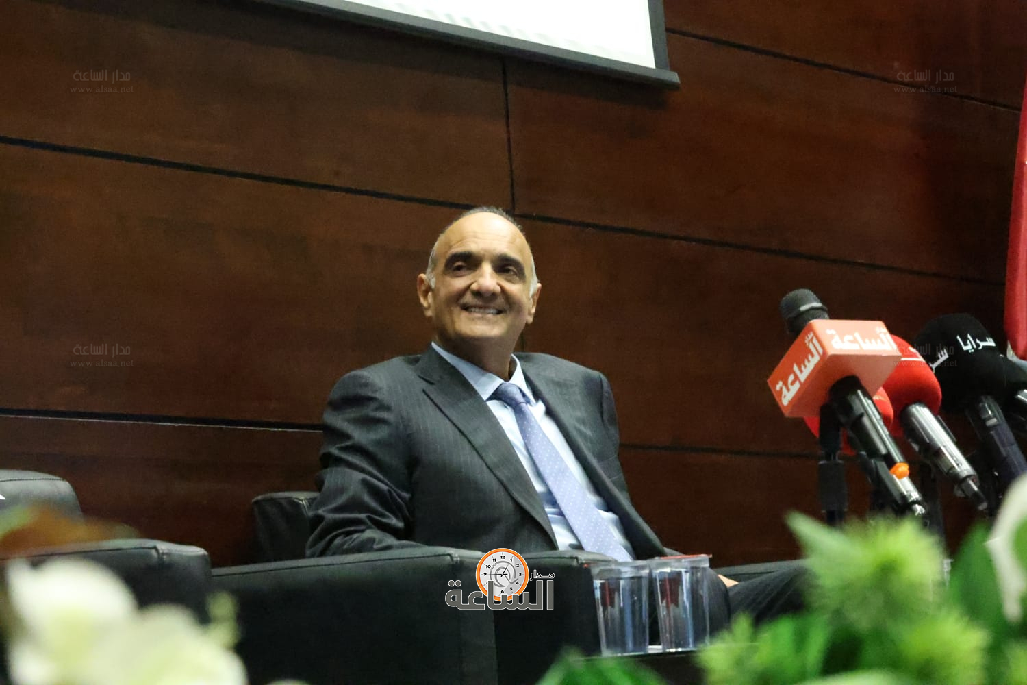 Madar Al-Saa Images 0.14375449396142692