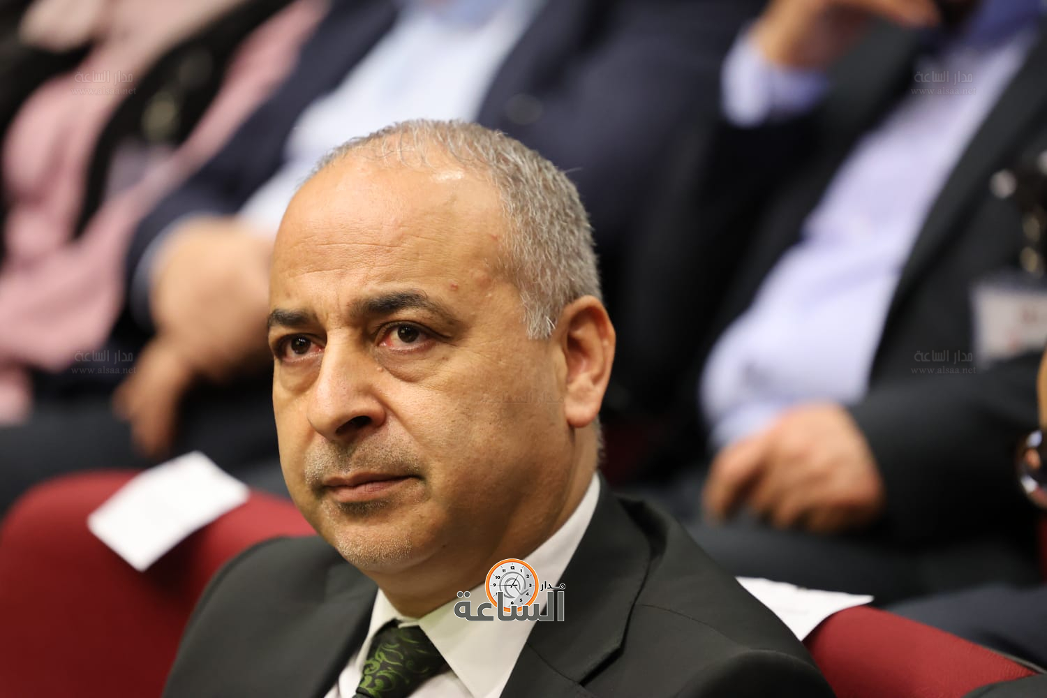 Madar Al-Saa Images 0.9256115259359804