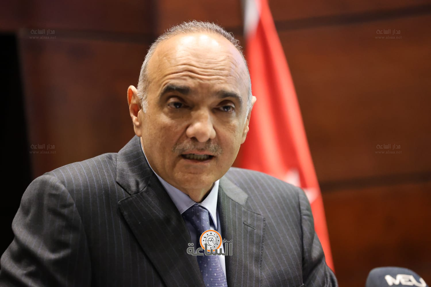 Madar Al-Saa Images 0.5357447343989089