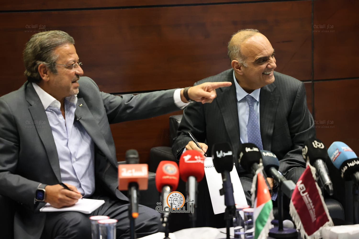 Madar Al-Saa Images 0.5643734048653374