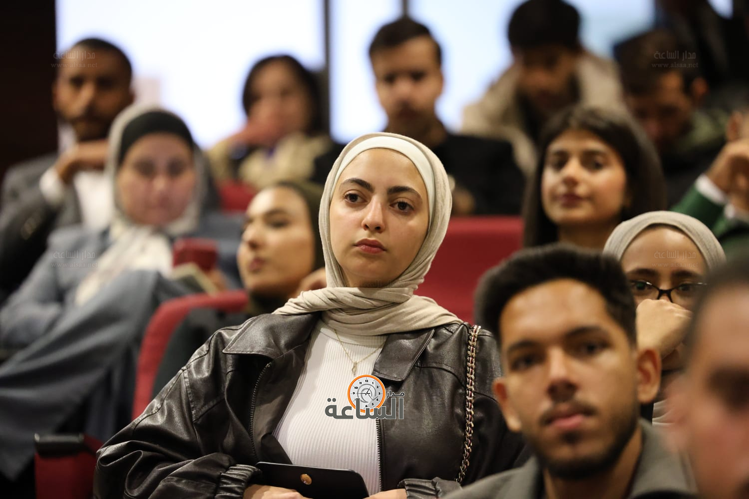 Madar Al-Saa Images 0.02705195913431968