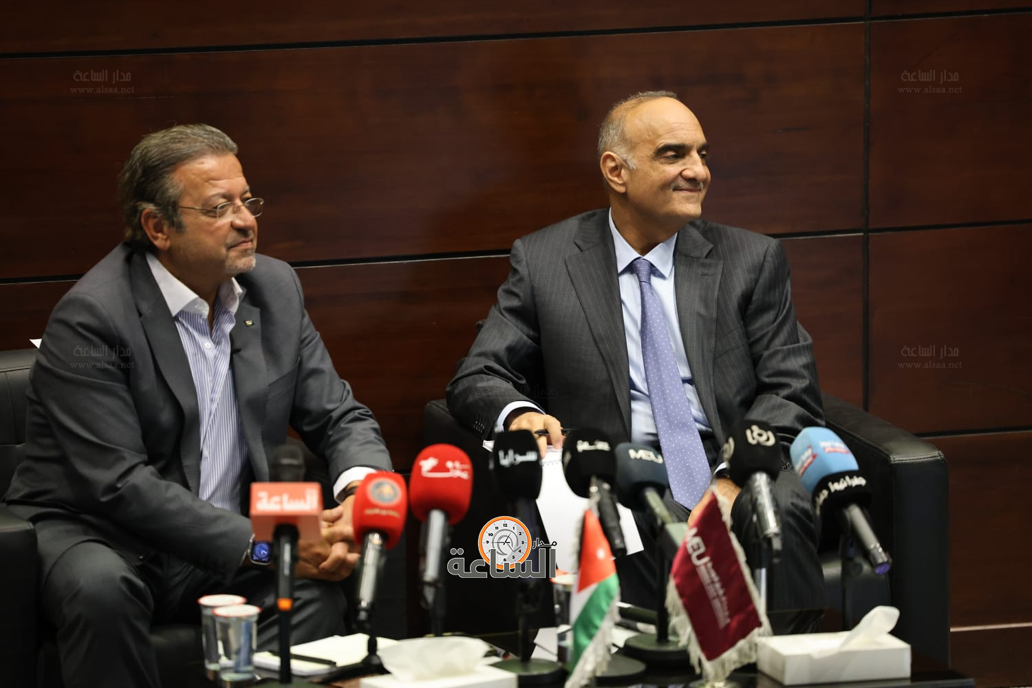 Madar Al-Saa Images 0.5177904358207075