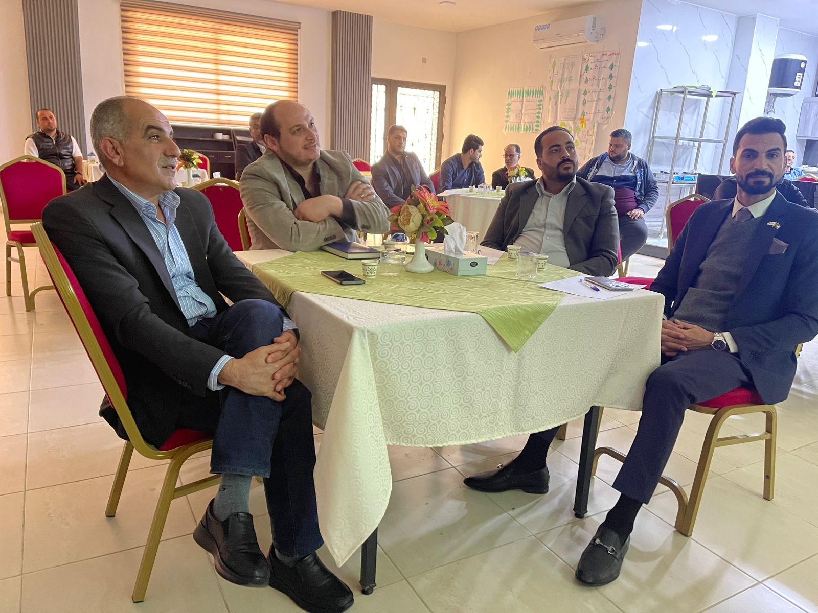 Madar Al-Saa Images 0.4497019575044242