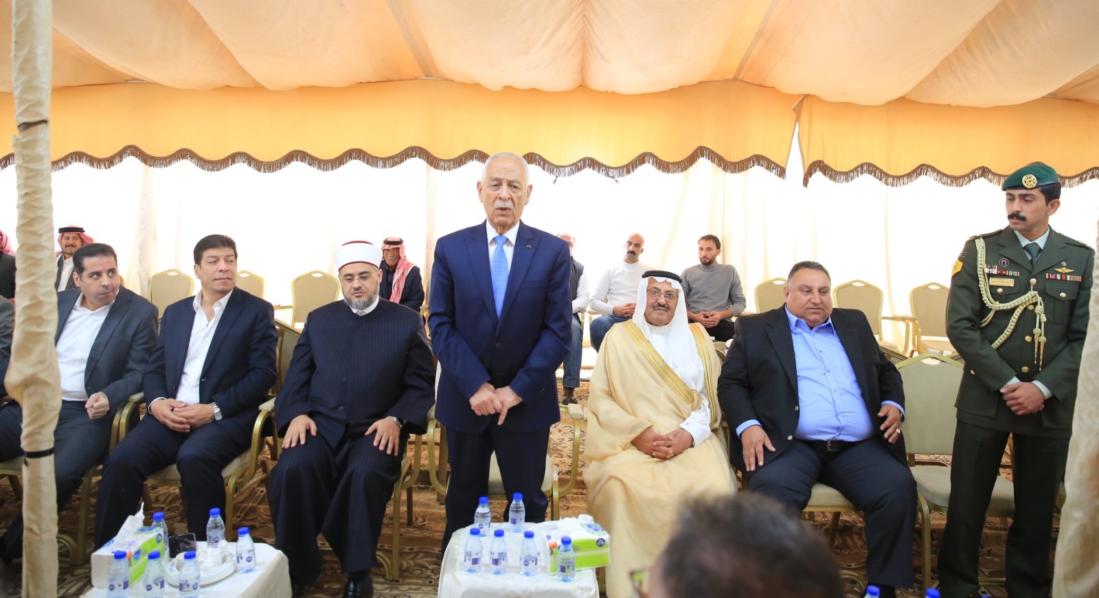 Madar Al-Saa Images 0.34206462845244245