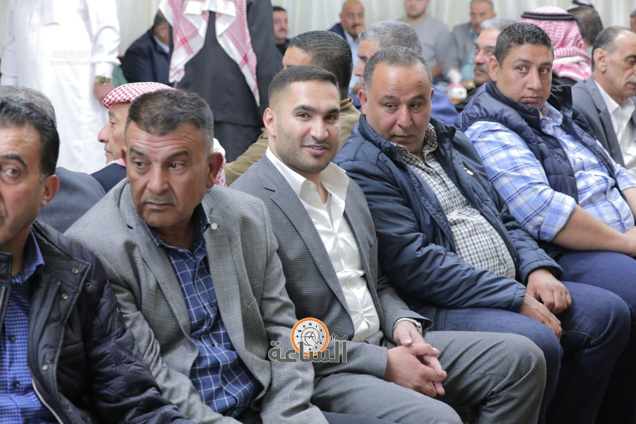 Madar Al-Saa Images 0.32913708796848673