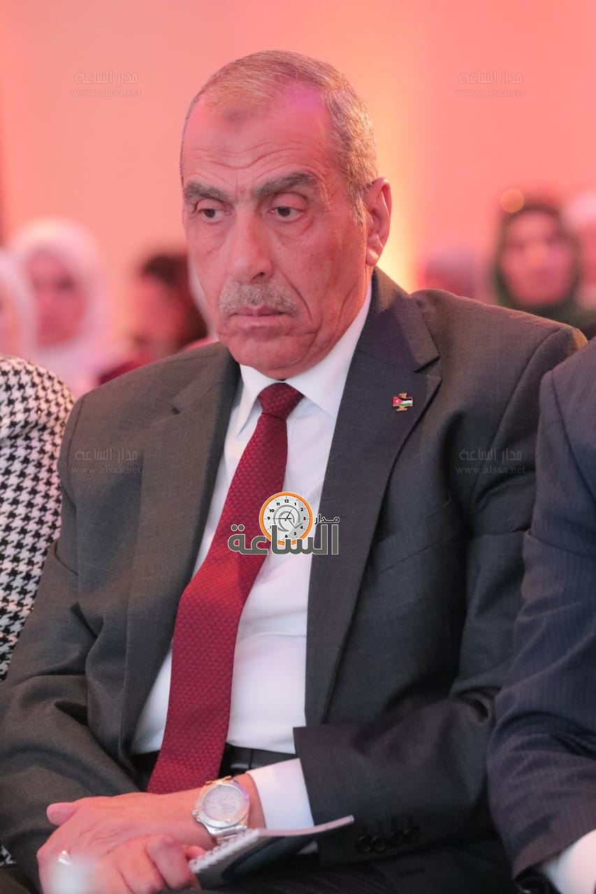 Madar Al-Saa Images 0.013834479451035109