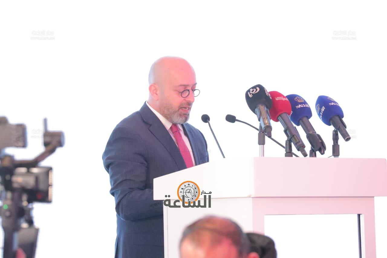 Madar Al-Saa Images 0.3107346111561977