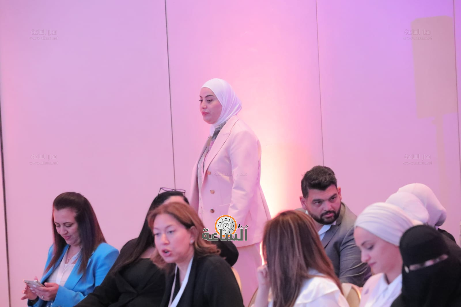 Madar Al-Saa Images 0.7797453155158713