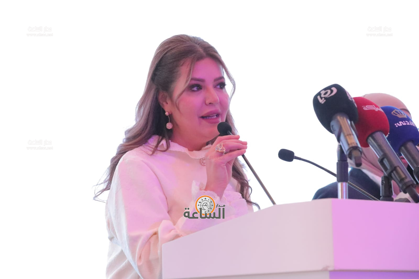 Madar Al-Saa Images 0.9170609167215313