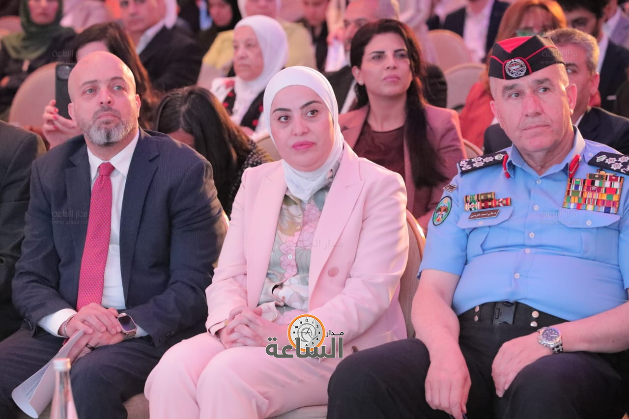 Madar Al-Saa Images 0.8792606180482363