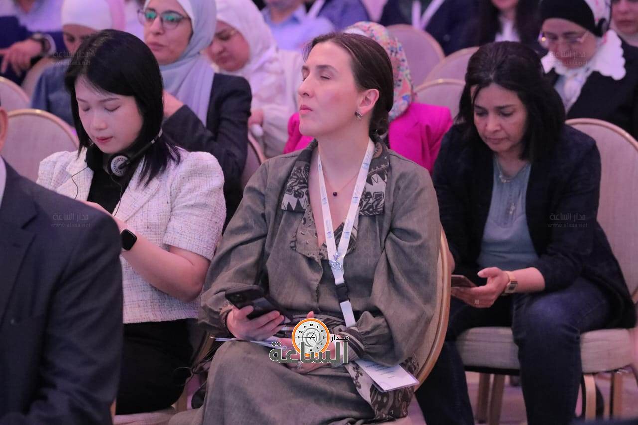 Madar Al-Saa Images 0.15423760799603115