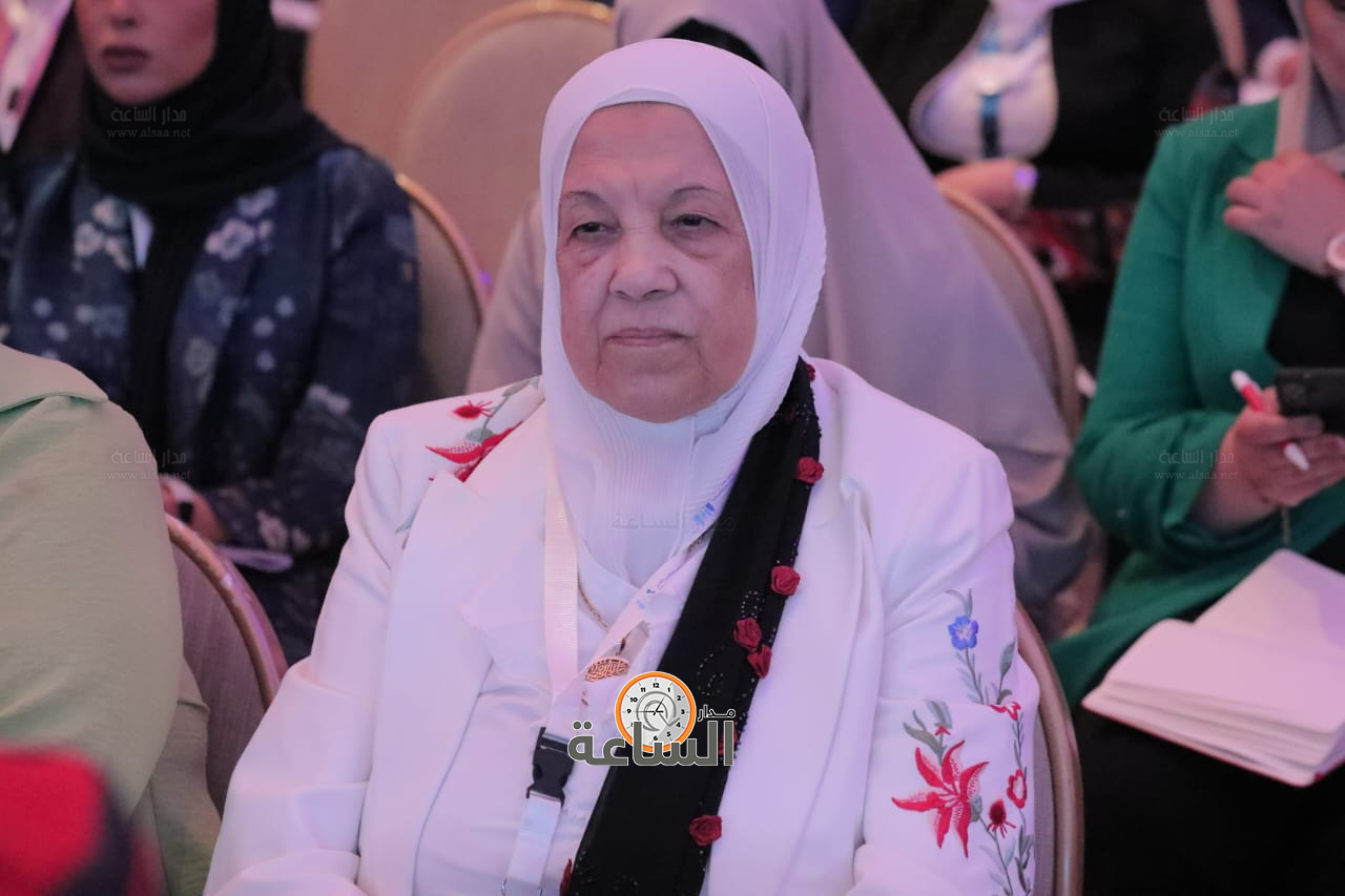 Madar Al-Saa Images 0.4869219327435129