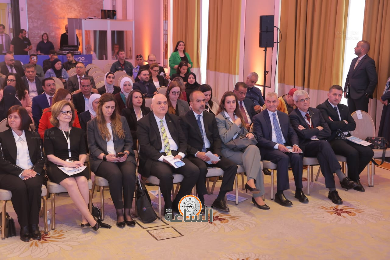 Madar Al-Saa Images 0.8838973793873078