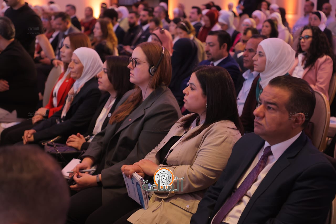 Madar Al-Saa Images 0.9296321875600702