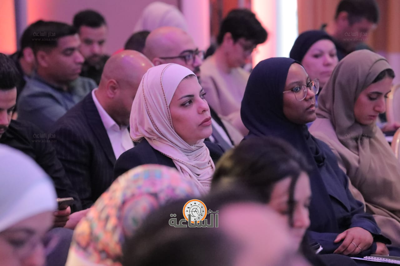 Madar Al-Saa Images 0.8239227196728208