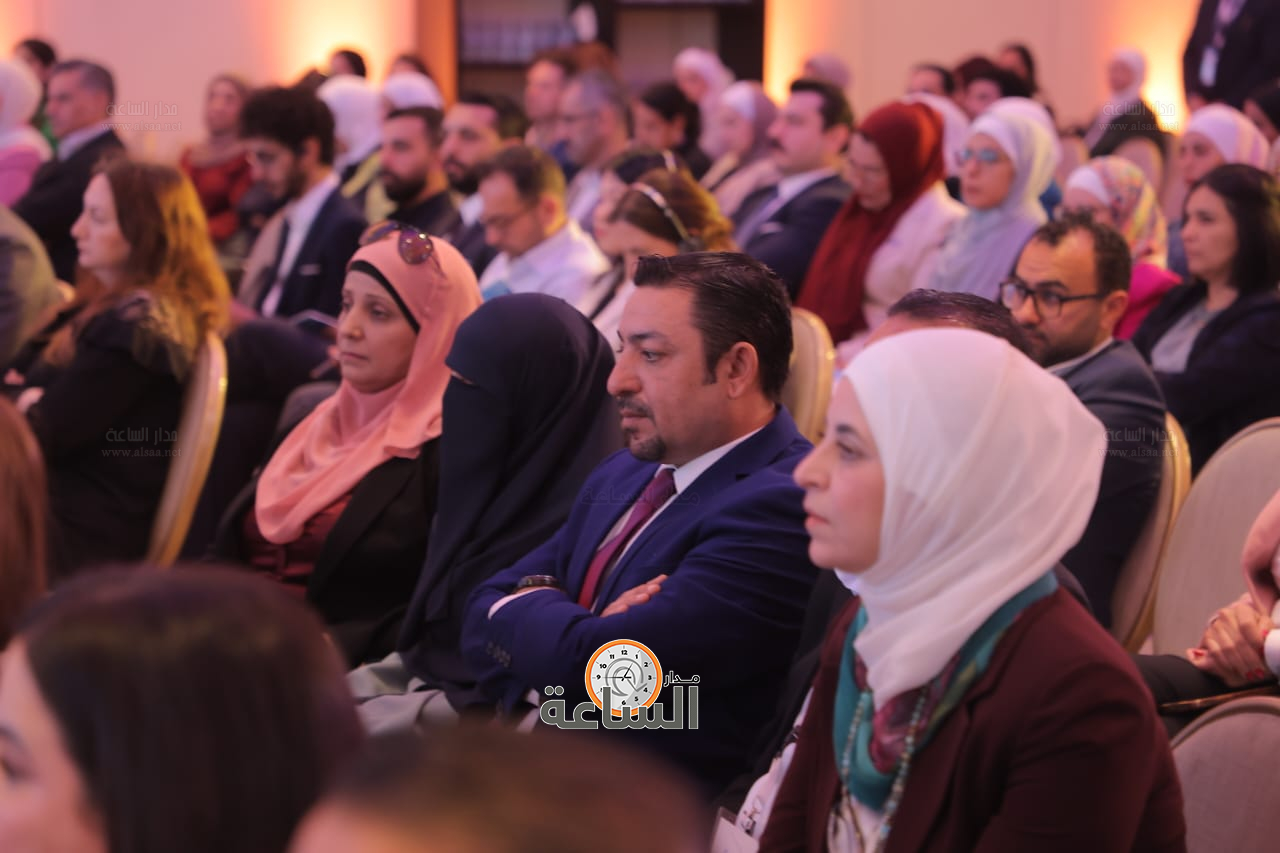 Madar Al-Saa Images 0.38416095632660474