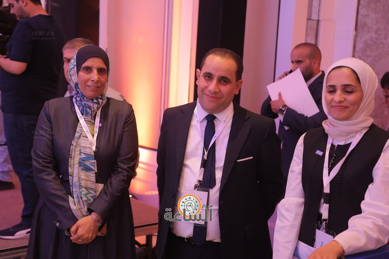 Madar Al-Saa Images 0.18465800389394127