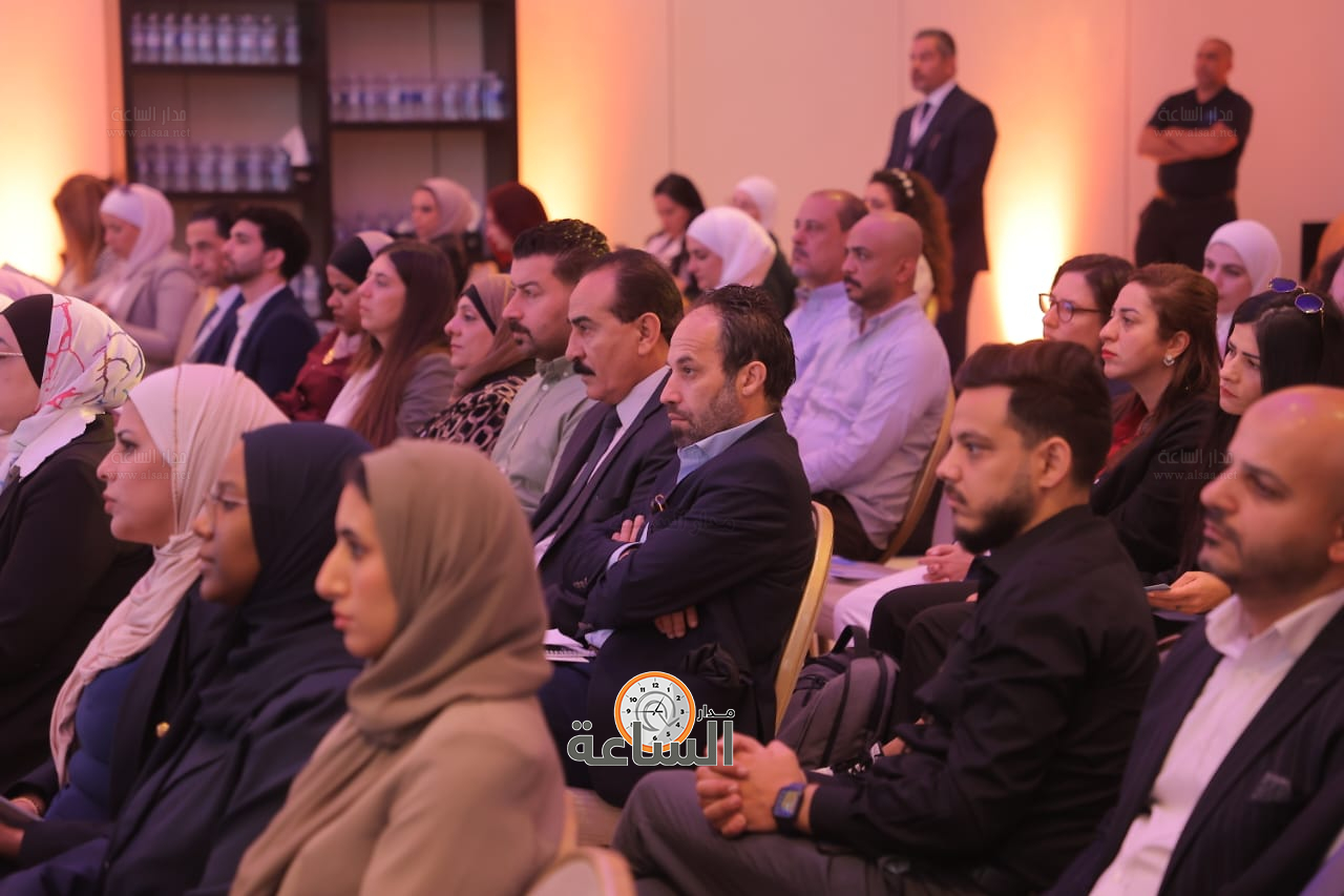 Madar Al-Saa Images 0.3818713149971852