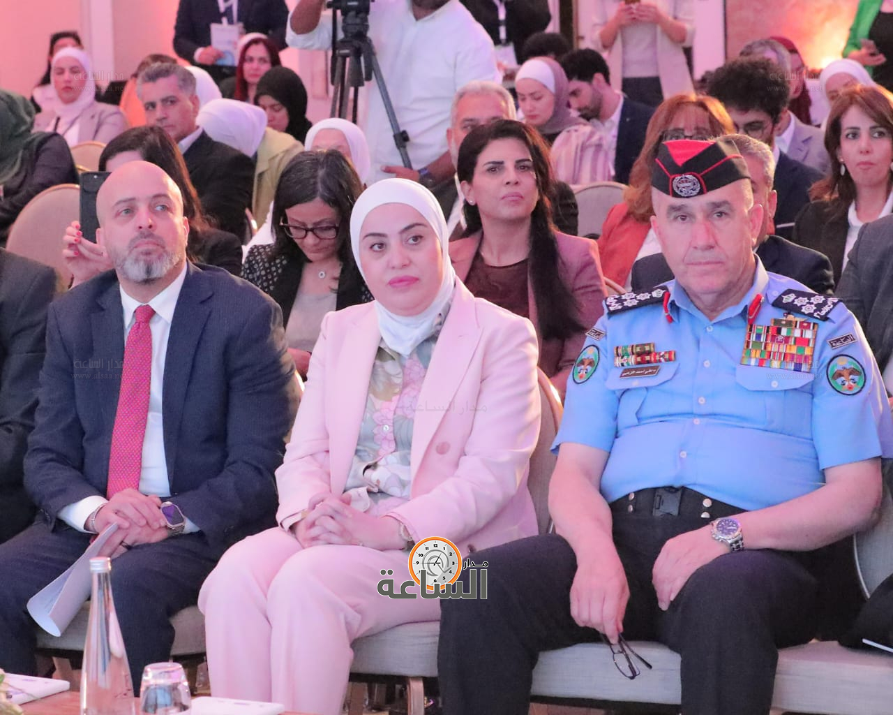 Madar Al-Saa Images 0.43789903666221563