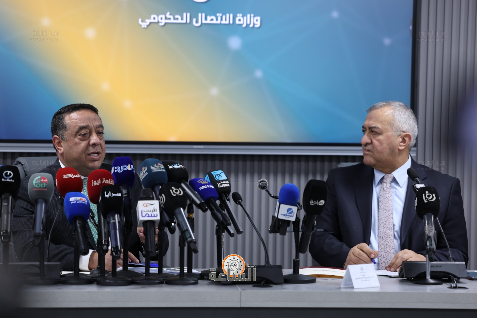 Madar Al-Saa Images 0.6172315306044417