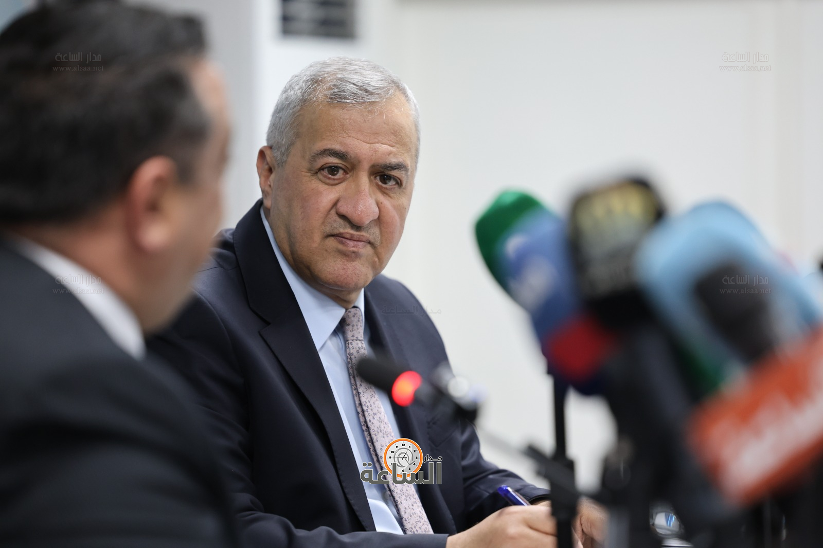 Madar Al-Saa Images 0.39885364156450354