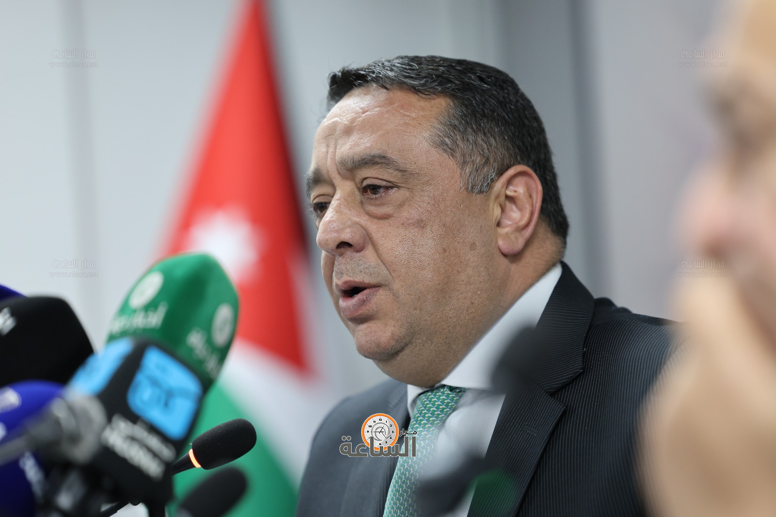 Madar Al-Saa Images 0.3267843583745018