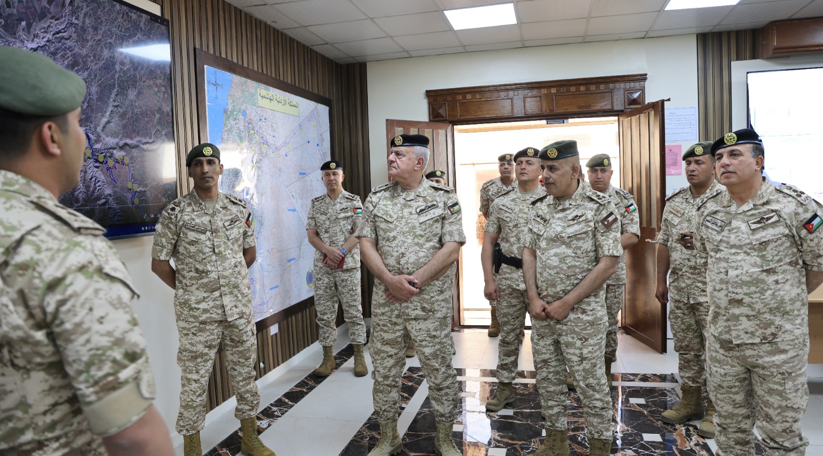 Madar Al-Saa Images 0.13848455674171323