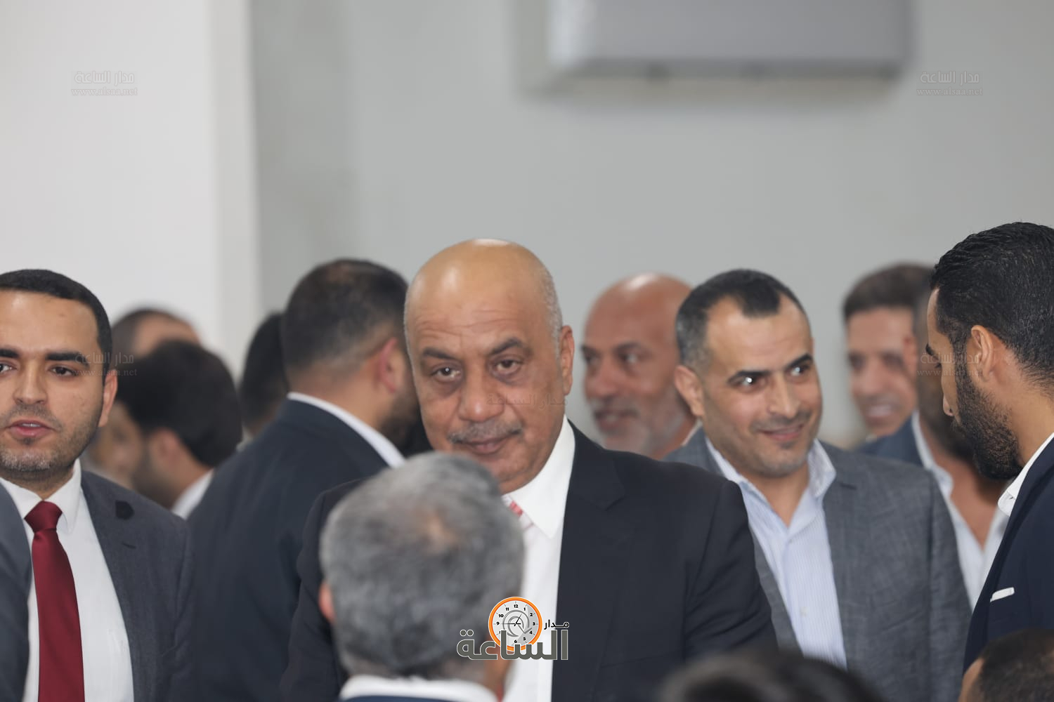 Madar Al-Saa Images 0.5039858982634033