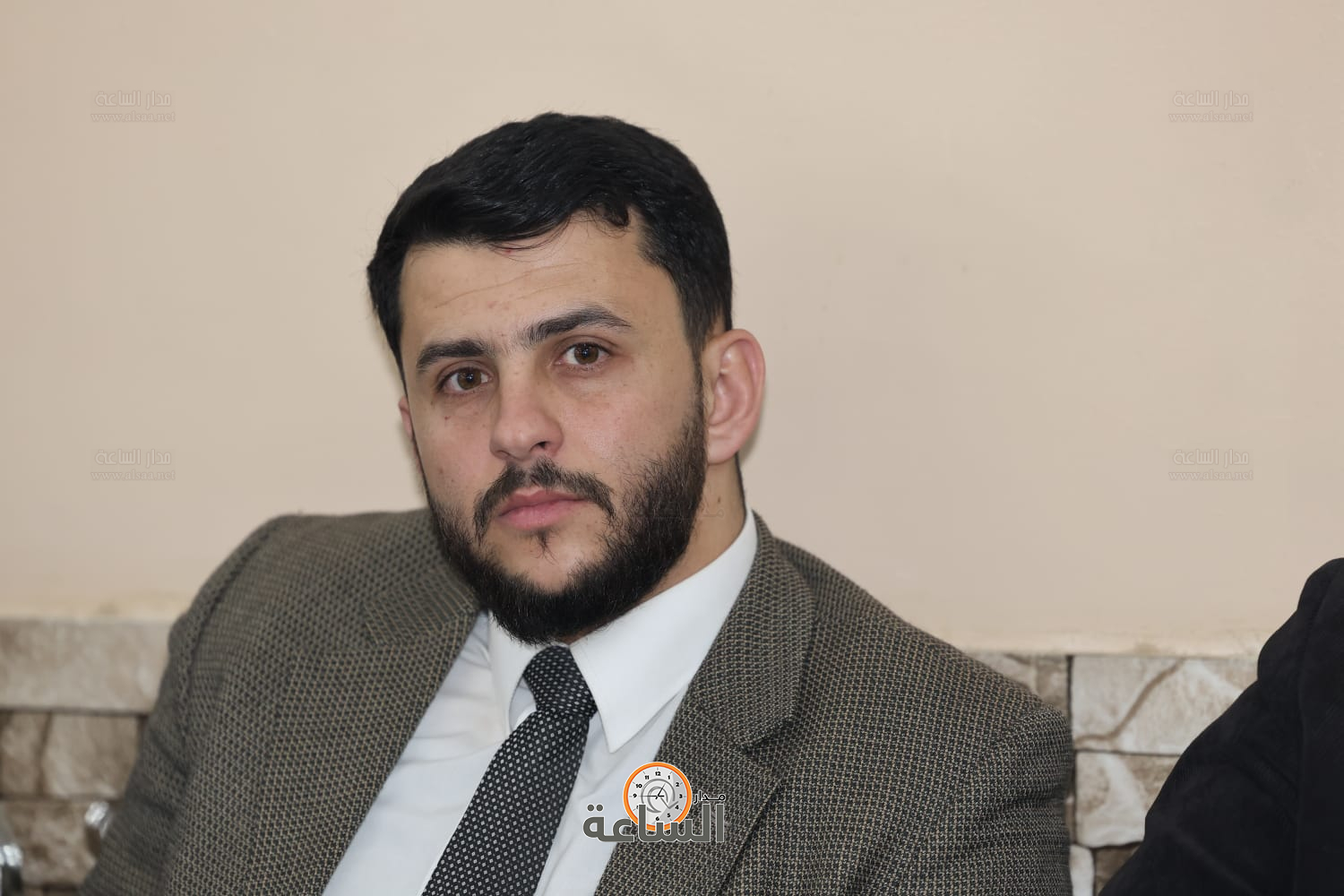 Madar Al-Saa Images 0.5286688552867331