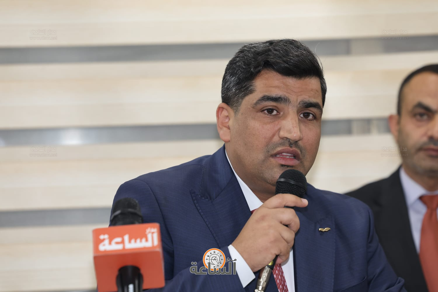 Madar Al-Saa Images 0.893669377925999