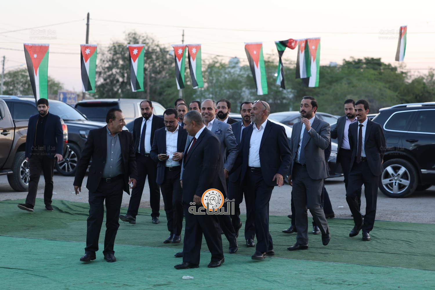 Madar Al-Saa Images 0.5113476500762252