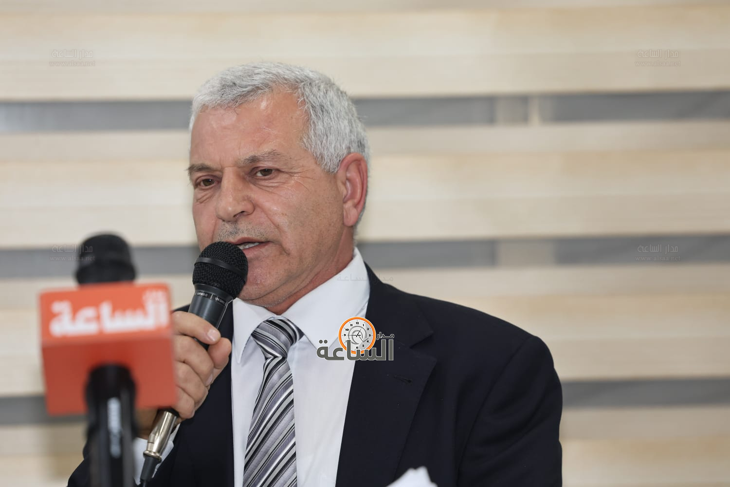 Madar Al-Saa Images 0.04194414906294075