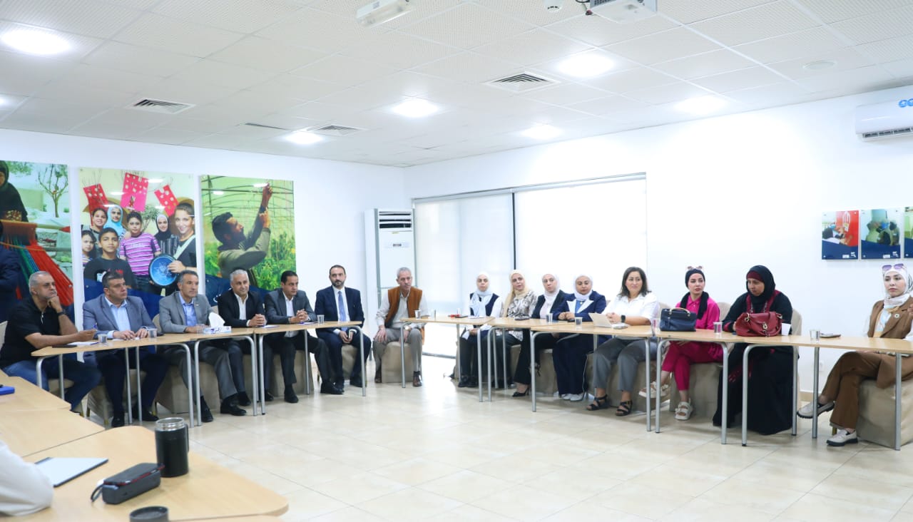 Madar Al-Saa Images 0.15697682154638493