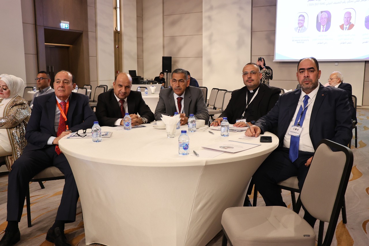 Madar Al-Saa Images 0.9068000724629001