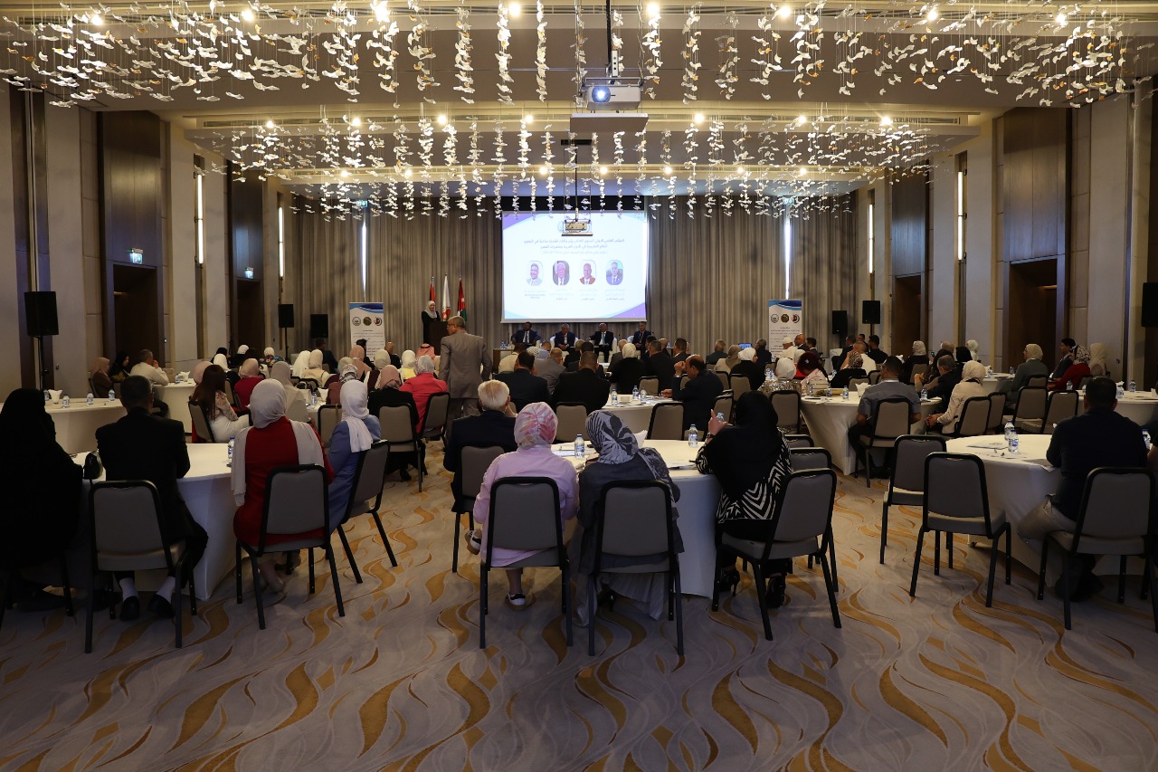 Madar Al-Saa Images 0.209113654179525