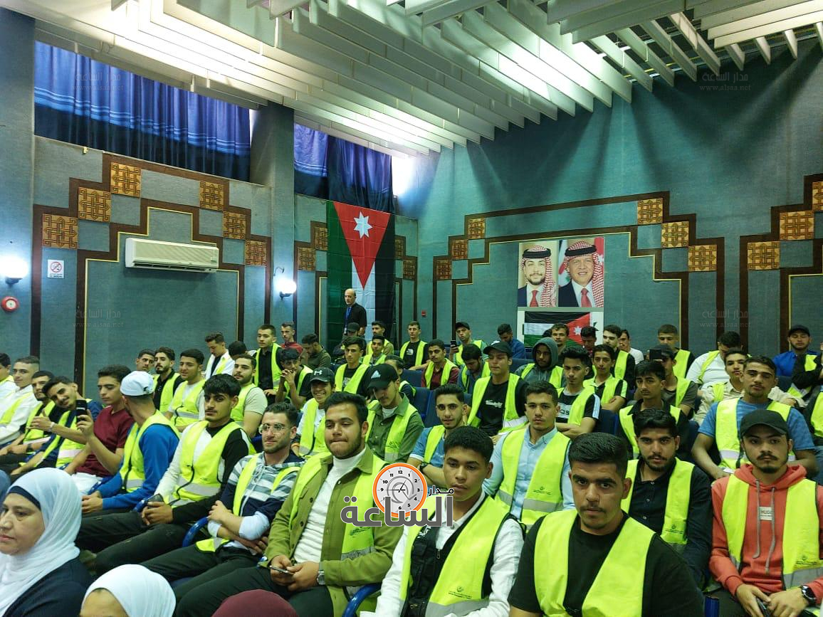 Madar Al-Saa Images 0.8782287188830814