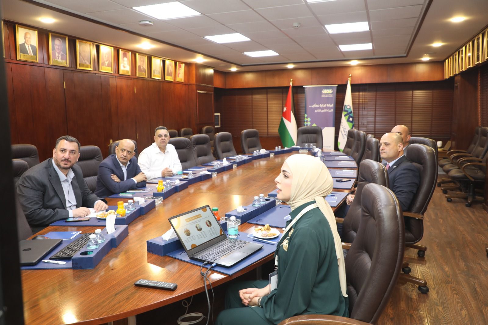 Madar Al-Saa Images 0.9709150415876384