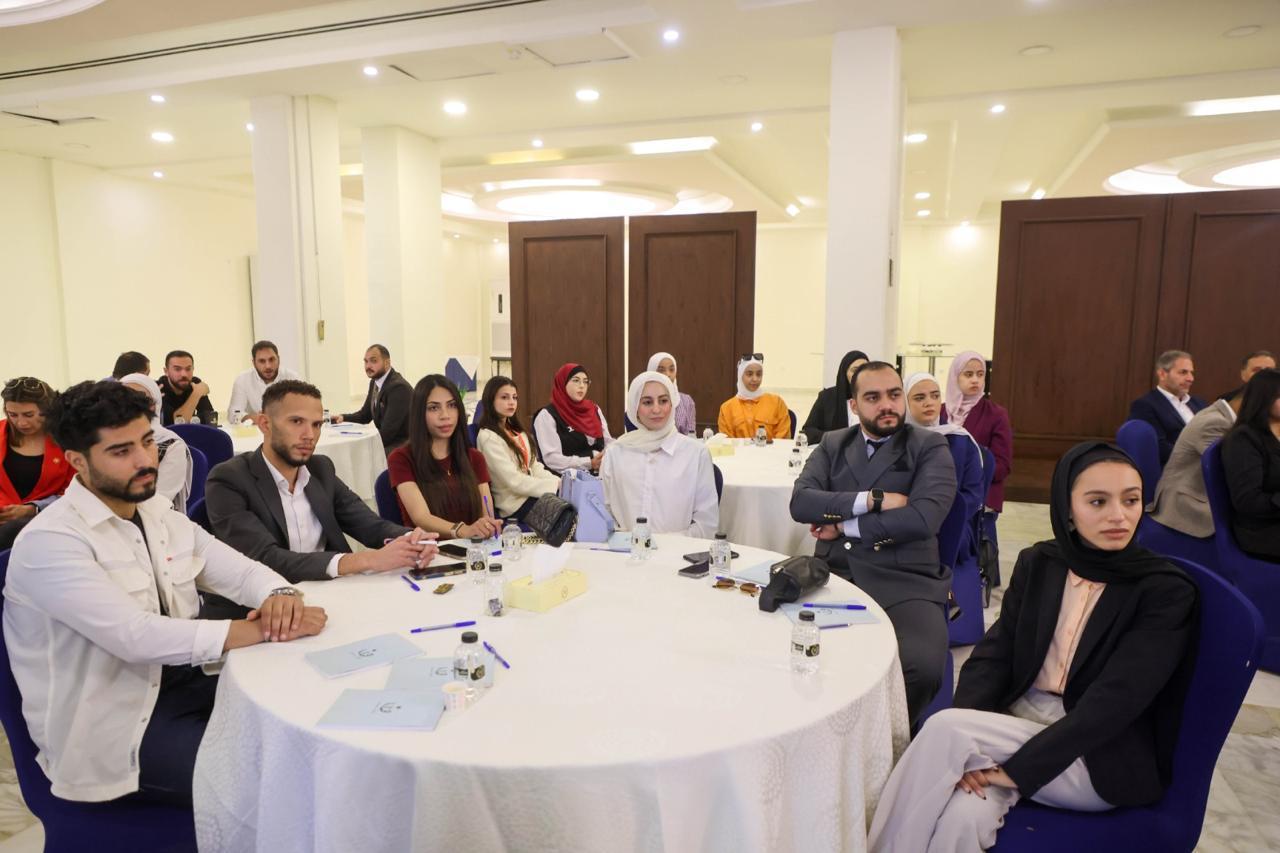 Madar Al-Saa Images 0.9277470387945047