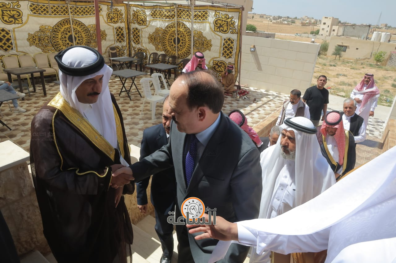 Madar Al-Saa Images 0.8687208611337751