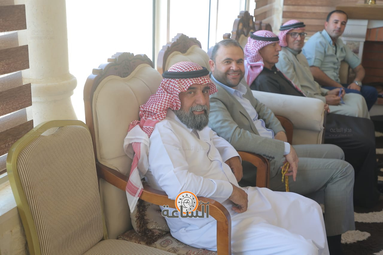 Madar Al-Saa Images 0.620031775493742