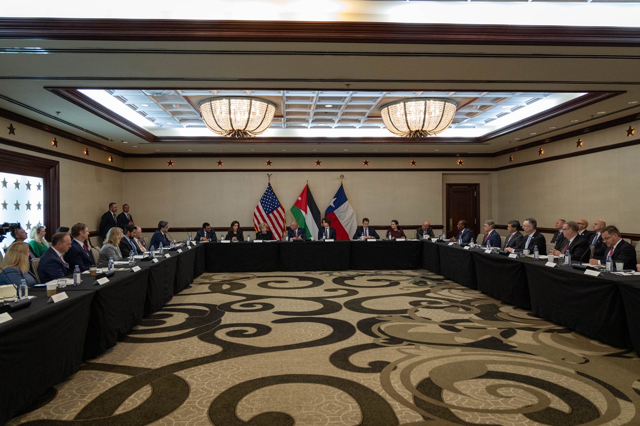 Madar Al-Saa Images 0.39567428742311606