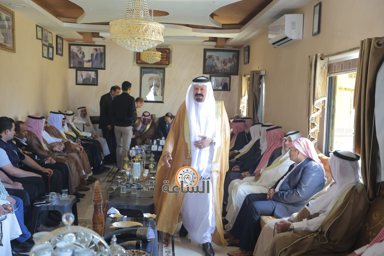 Madar Al-Saa Images 0.32784472149481414