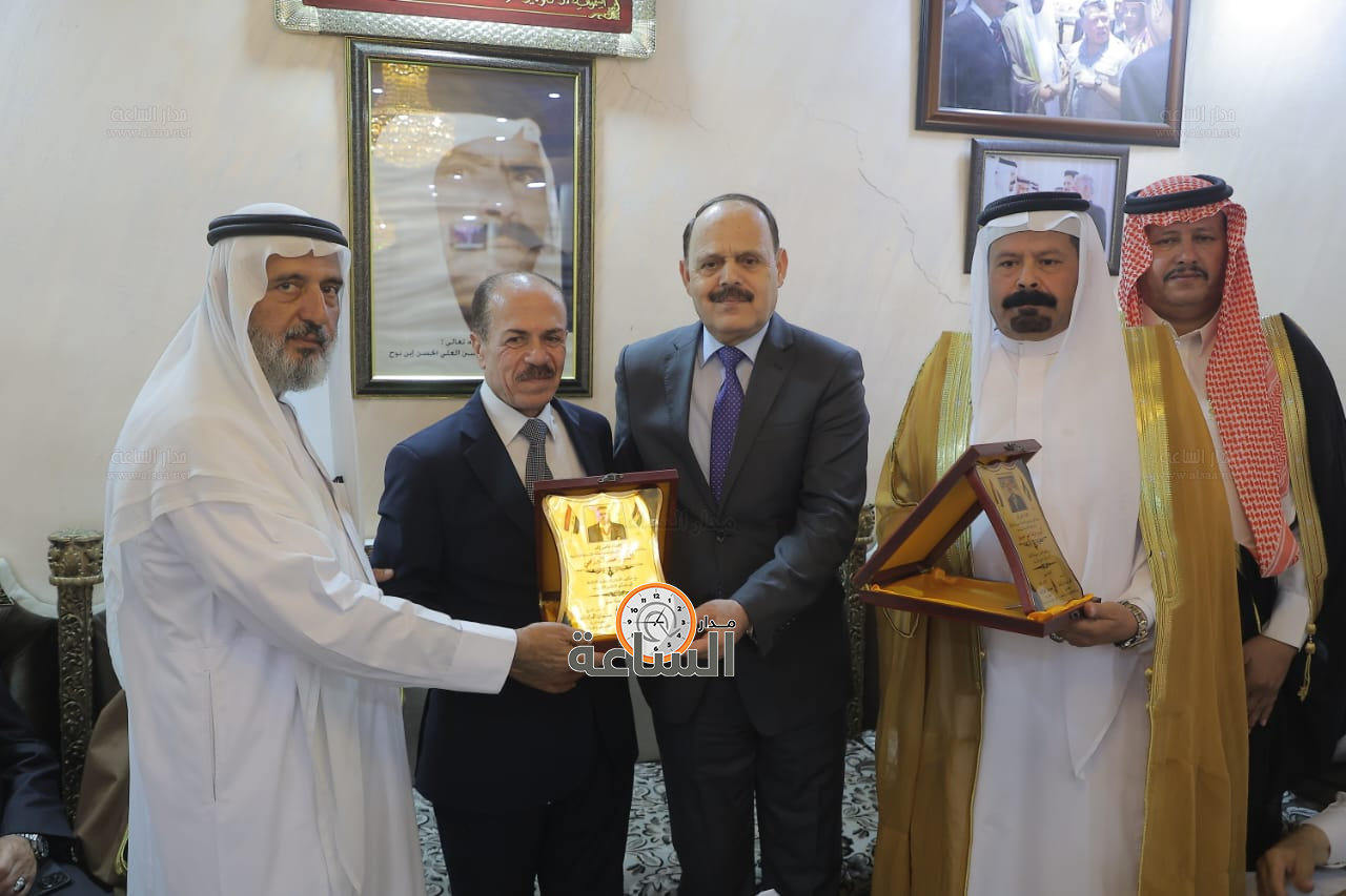 Madar Al-Saa Images 0.7909826791459617