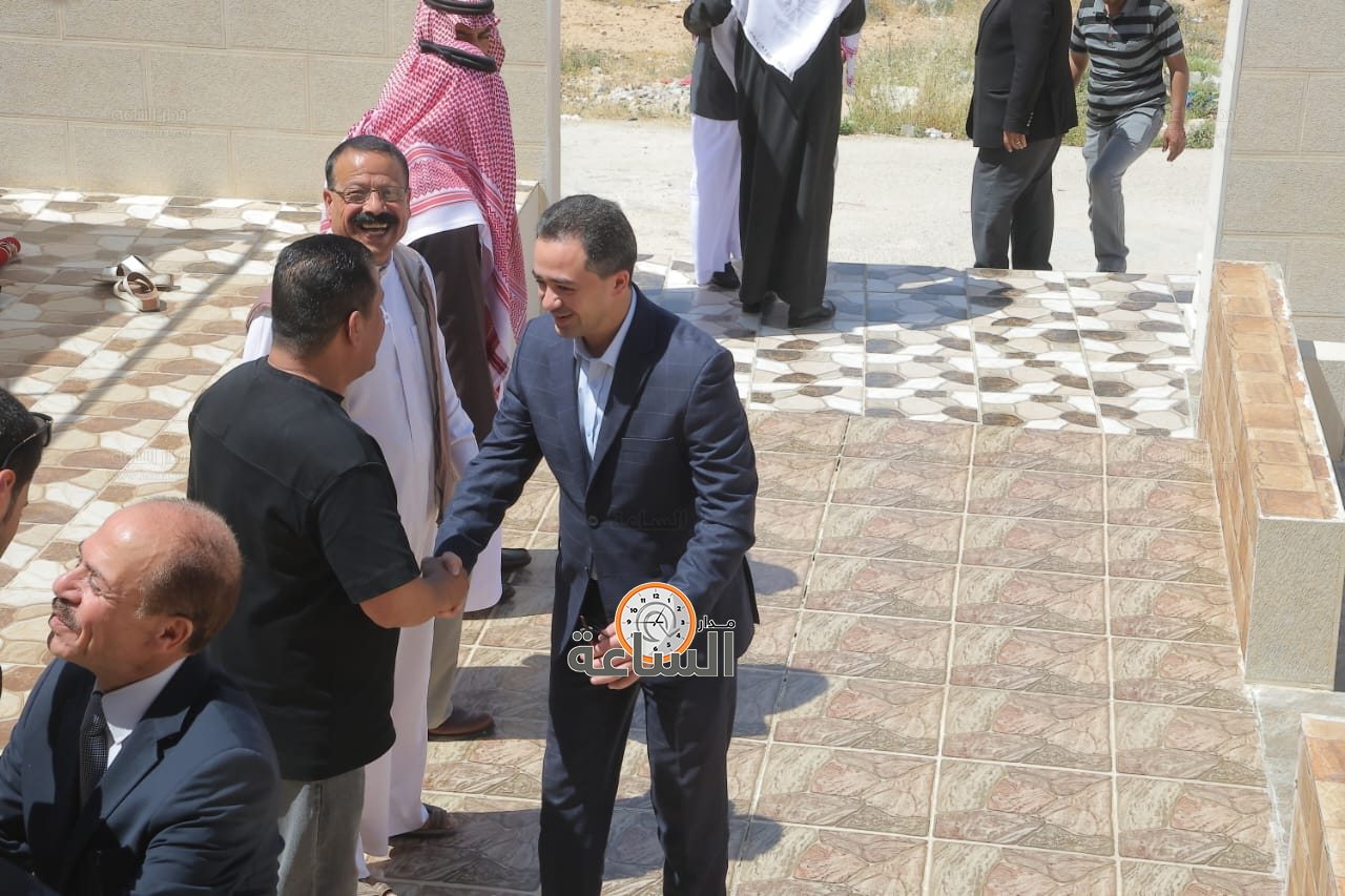 Madar Al-Saa Images 0.14564591081948264