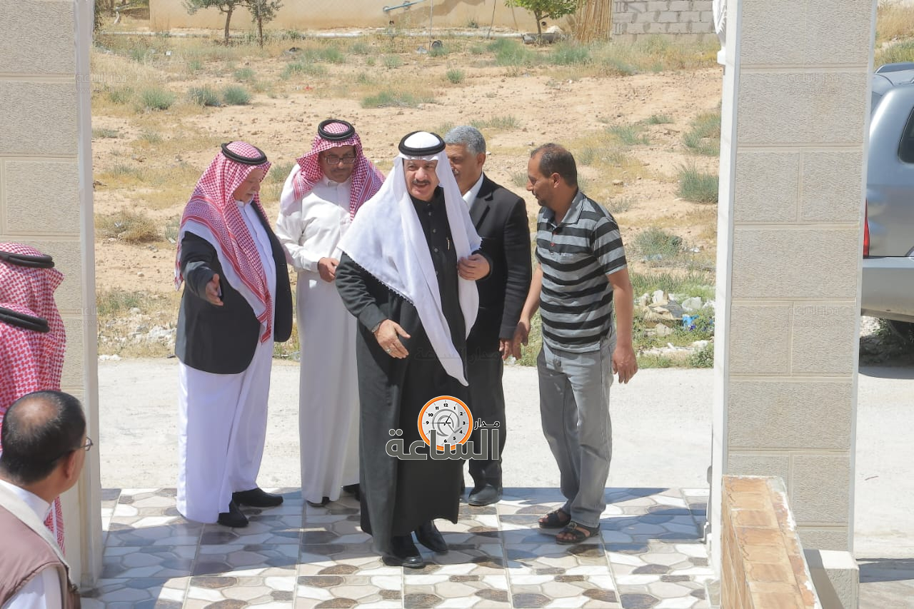 Madar Al-Saa Images 0.7505371795137306