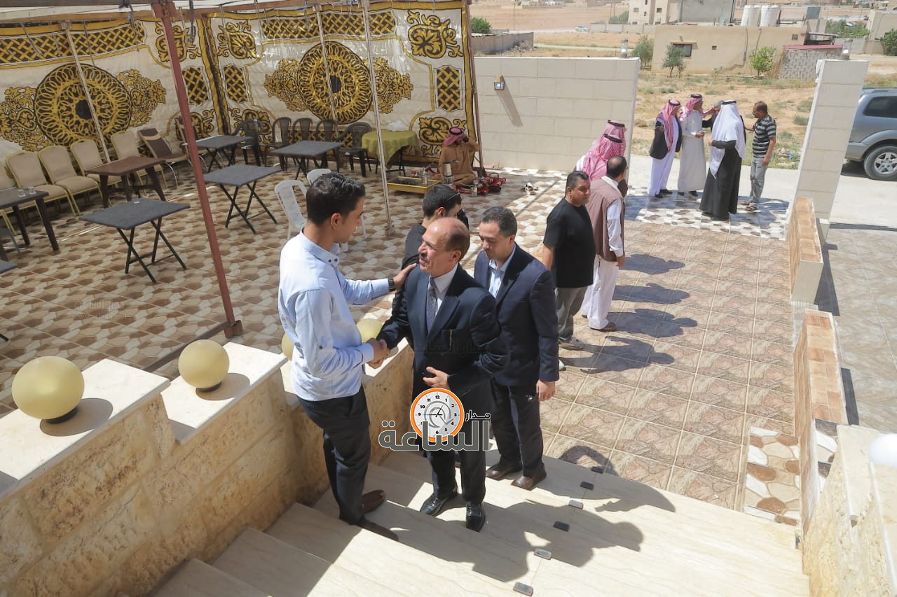 Madar Al-Saa Images 0.6131642438012724