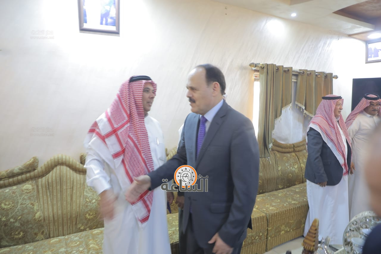 Madar Al-Saa Images 0.009666529193653184