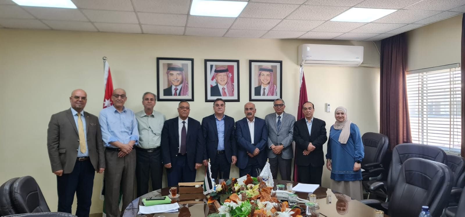 Madar Al-Saa Images 0.9456126781597143